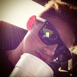 Meet your Posher, Alex